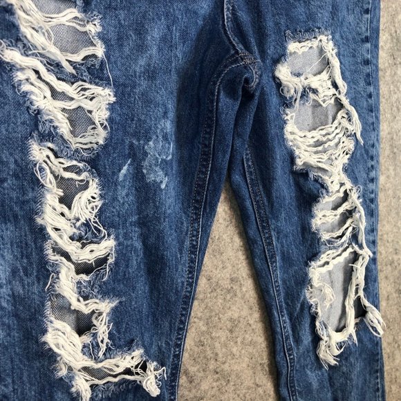 Almost Famous Jeans 11 31 Destroyed Distressed Torn Holes Acid Wash Skinny Blue - Picture 3 of 12